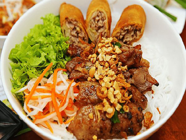 bún thịt nướng