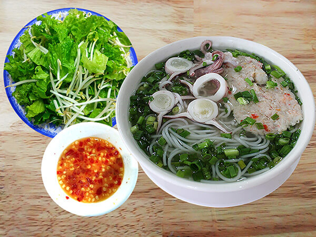 Bún quậy Kiến Xây